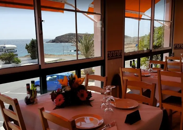 Semesterbostad Abades *